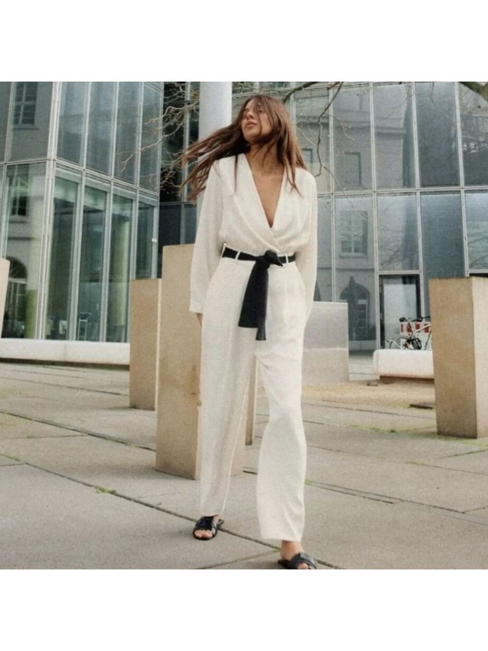 NWT Zara Loose Fit Belted Oyster-white Jumpsuit, Size M